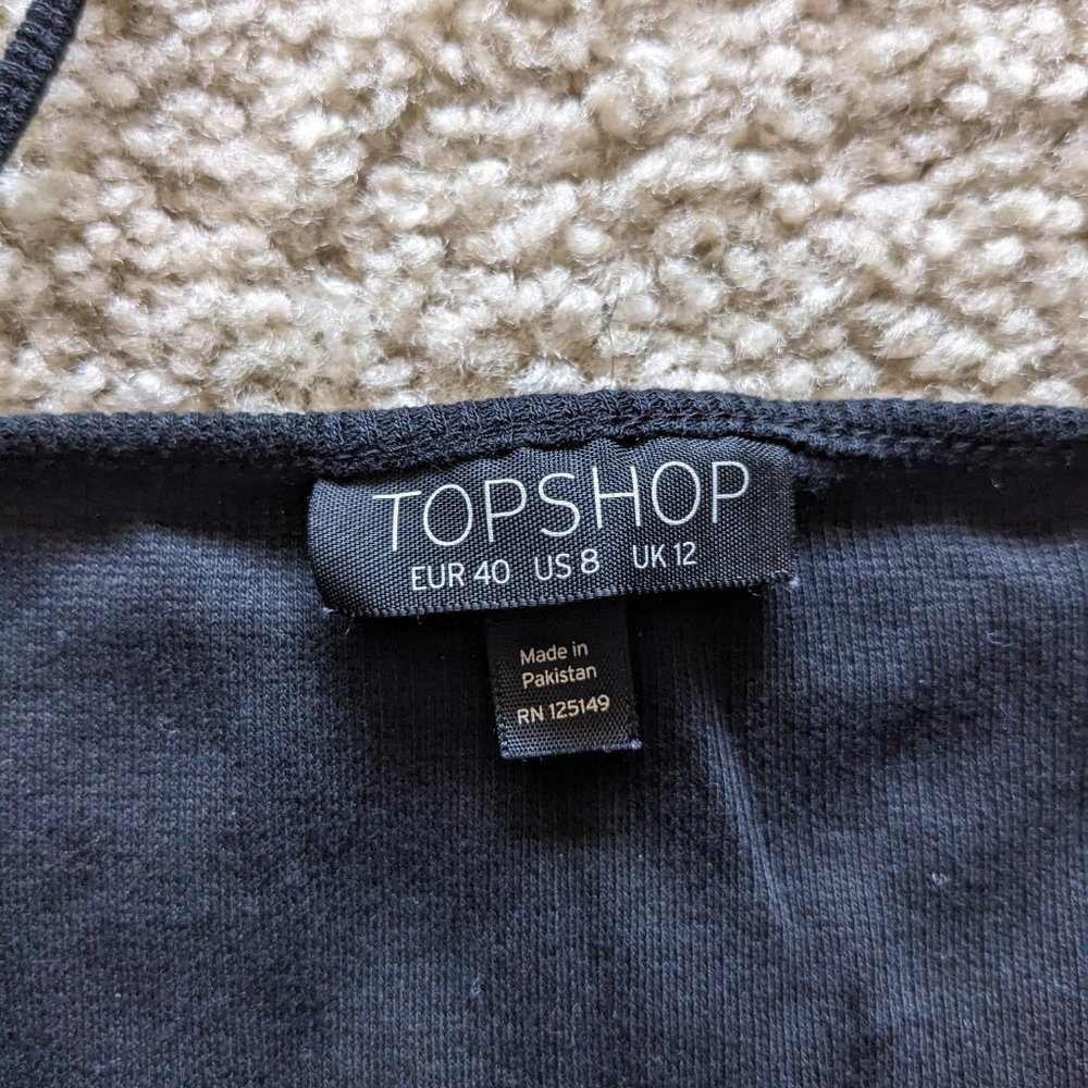Topshop Black Basic Vneck Spagetti Strap Tie Out Cropped Tank Top Women's M/8 - Picture 2 of 3